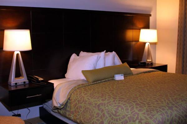 Staybridge Suites Syracuse Liverpool an IHG Hotel