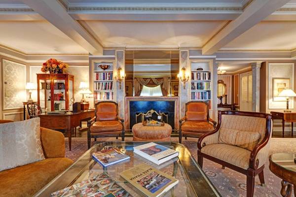 Hotel Elysee by Library Hotel Collection