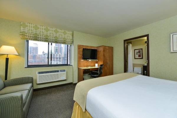 Holiday Inn Express Manhattan Midtown West an IHG Hotel