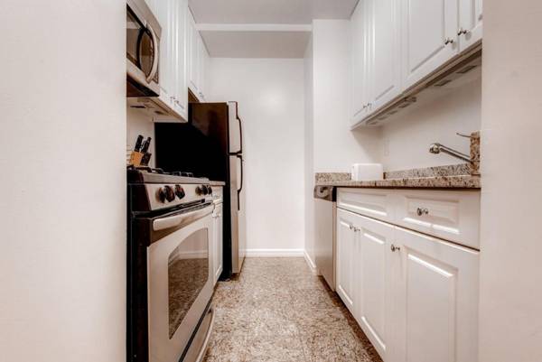 Global Luxury Suites at Symphony House