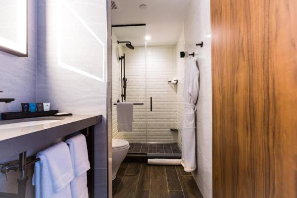 Crowne Plaza HY36 Midtown Manhattan an IHG Hotel