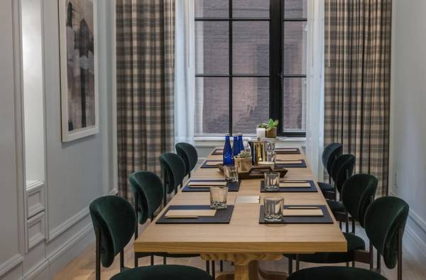 Merrion Row Hotel and Public House