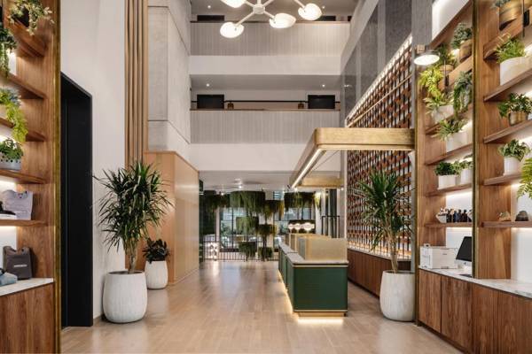 Arlo Midtown