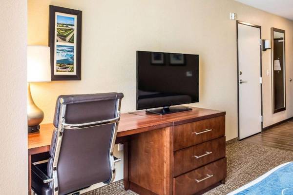 Workspace - Comfort Inn & Suites Niagara Falls Blvd USA