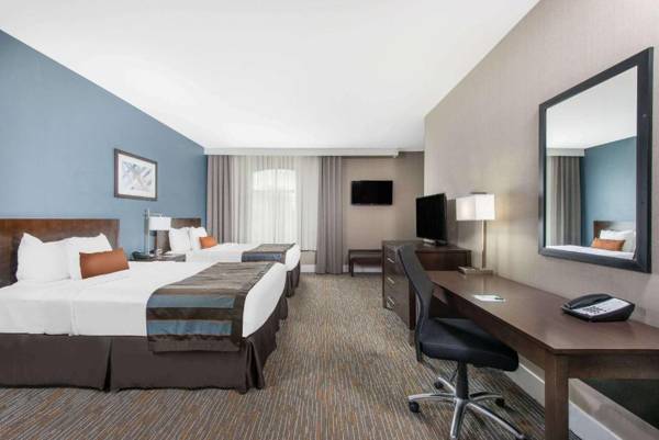 Workspace - Wingate by Wyndham Niagara Falls