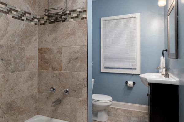 The Evergreen - Hear the Roar of Niagara Falls