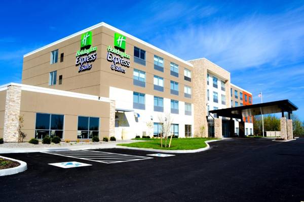 Holiday Inn Express & Suites Oswego an IHG Hotel