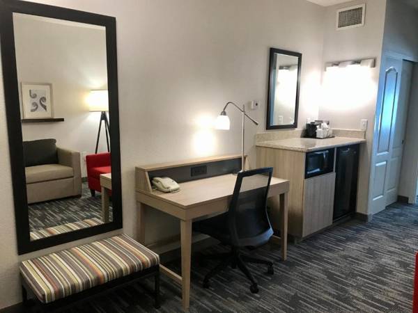 Workspace - Country Inn & Suites by Radisson Lake George (Queensbury) NY