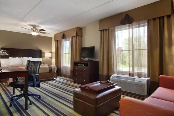 Workspace - Homewood Suites by Hilton Rochester/Greece NY