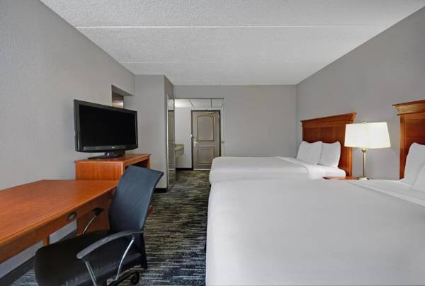 Workspace - Country Inn & Suites by Radisson Rochester-University Area NY