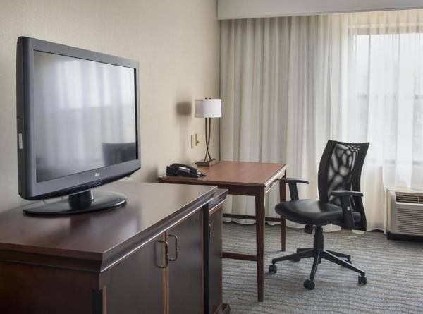 Workspace - Courtyard by Marriott Saratoga Springs