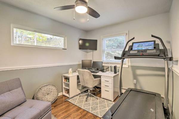 Workspace - Updated Getaway with 2 half Private Serene Acres