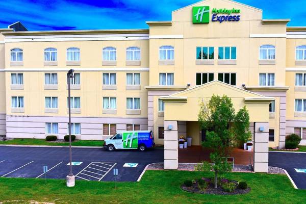 Holiday Inn Express Syracuse-Fairgrounds an IHG Hotel