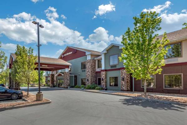 Best Western PLUS Victor Inn & Suites