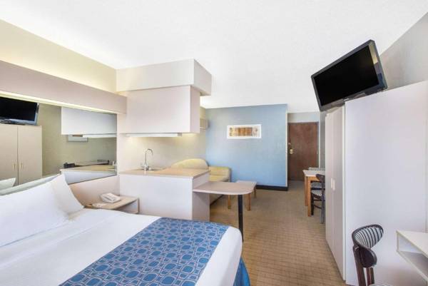 Microtel Inn & Suites by Wyndham