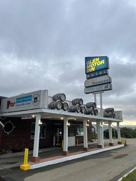 Glen Motor Inn