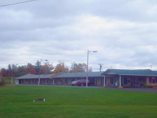 Thruway Holiday Motel