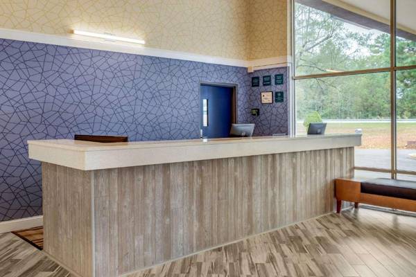 Quality Inn & Suites Apex-Holly Springs