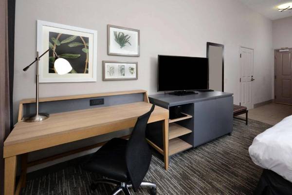 Workspace - Country Inn & Suites by Radisson Asheville West