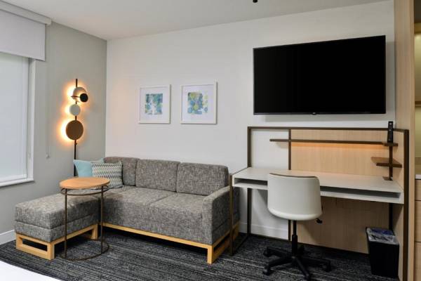 Workspace - TownePlace Suites by Marriott Asheville Downtown