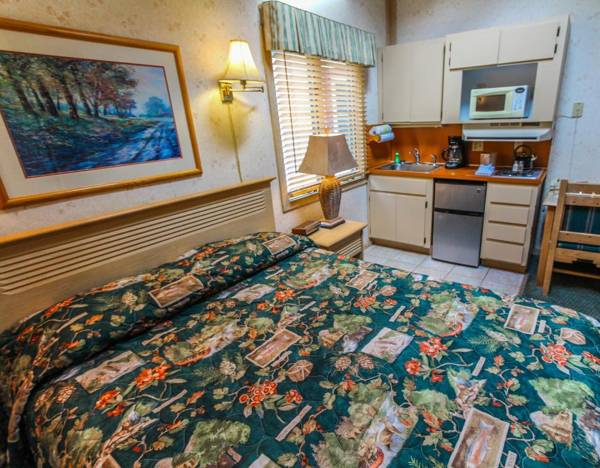 Smoketree Lodge a VRI resort