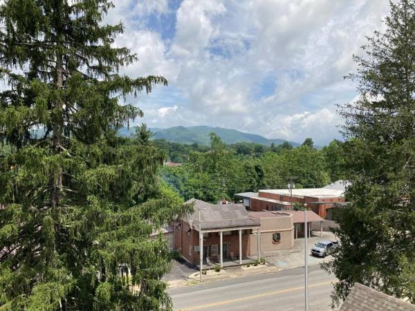 Stonebrook Lodge Bryson City