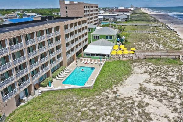 Golden Sands Oceanfront Hotel