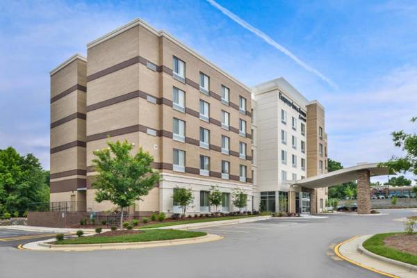 Fairfield Inn & Suites by Marriott Raleigh Cary