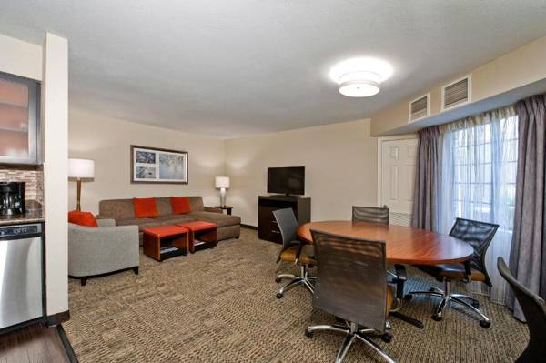 Staybridge Suites - Charlotte Ballantyne an IHG Hotel