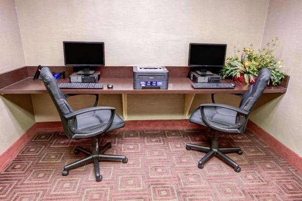 Workspace - Comfort Suites Concord Mills