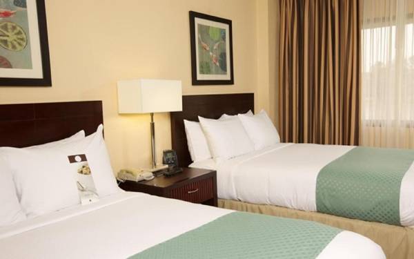 DoubleTree Suites by Hilton Raleigh-Durham