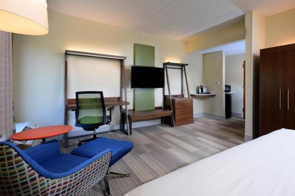 Holiday Inn Express Hotel & Suites Research Triangle Park an IHG Hotel