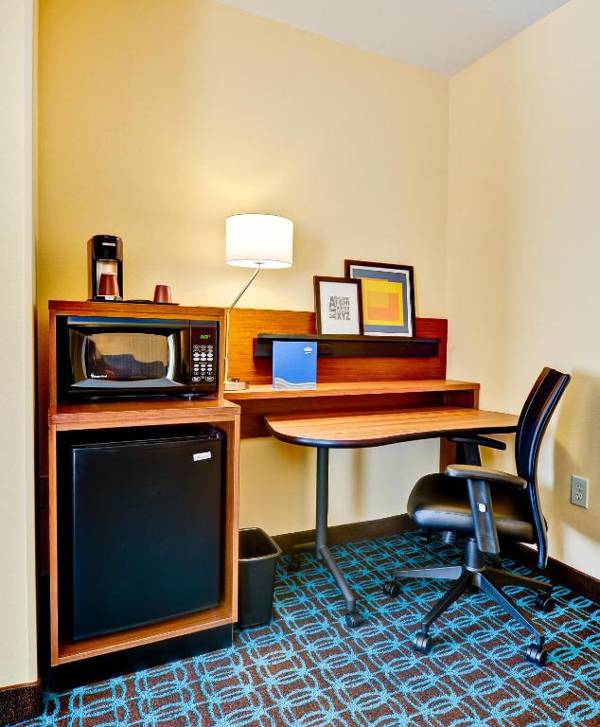 Workspace - Fairfield Inn and Suites by Marriott Durham Southpoint