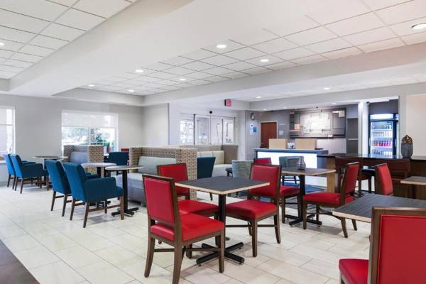 Holiday Inn Express Charlotte West - Gastonia an IHG Hotel