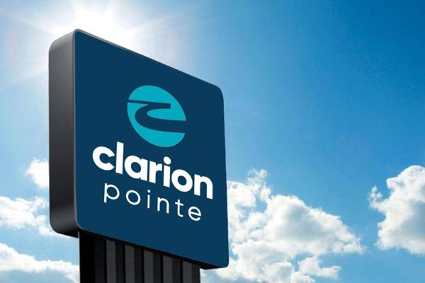 Clarion Pointe - Greensboro Coliseum Area