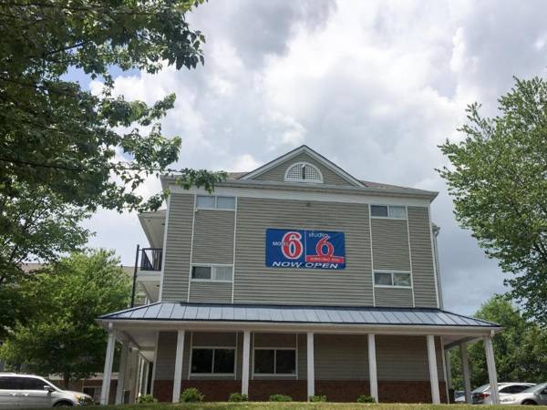 Motel 6-Greensboro NC - I-40