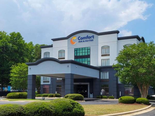 Comfort Inn & Suites