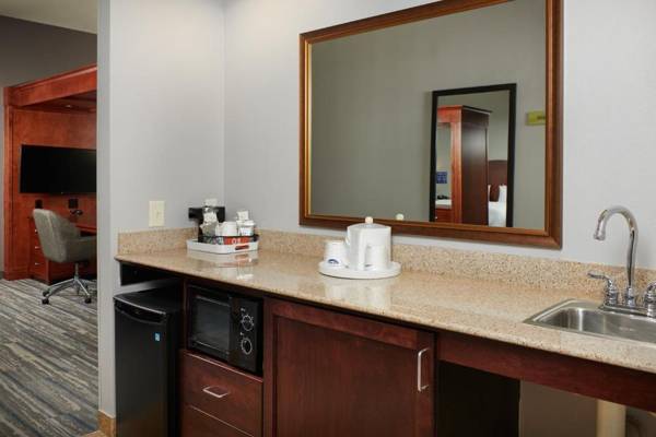 Hampton Inn & Suites Holly Springs