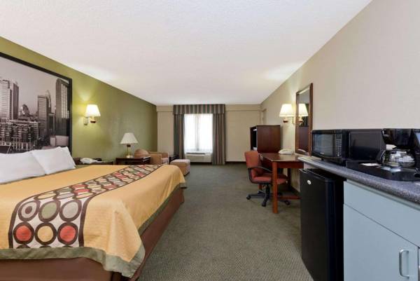 Super 8 by Wyndham Huntersville/Charlotte Area