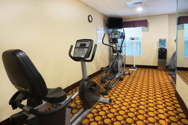 Comfort Suites near Birkdale Village - Huntersville