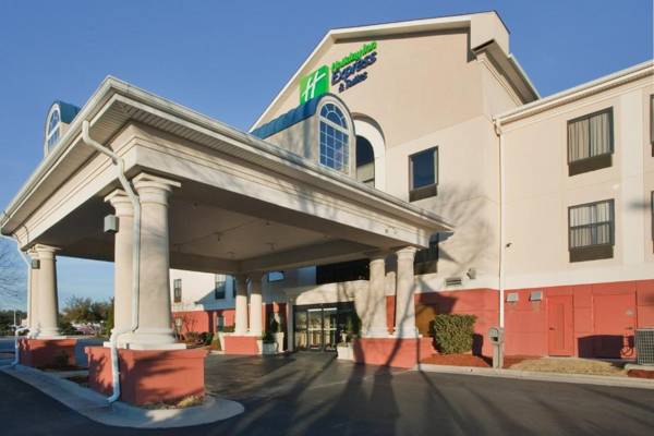 Holiday Inn Express Hotel & Suites Laurinburg an IHG Hotel