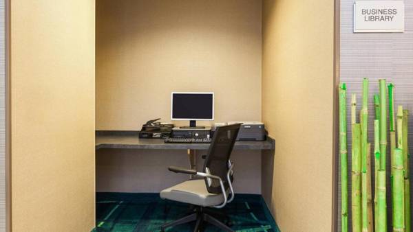 Workspace - SpringHill Suites Charlotte Lake Norman/Mooresville