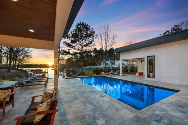 Shoreline on Stonemarker by Stay Lake Norman