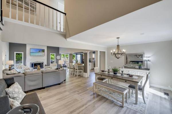 Nights on Normandy by Stay Lake Norman