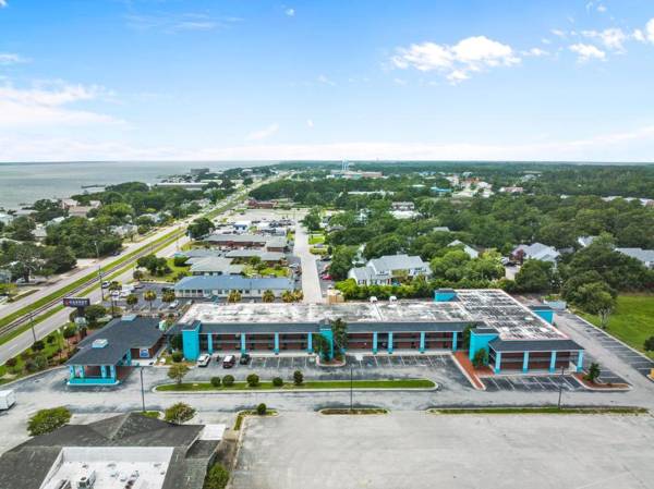 Garnet Inn & Suites Morehead City near Atlantic Beach