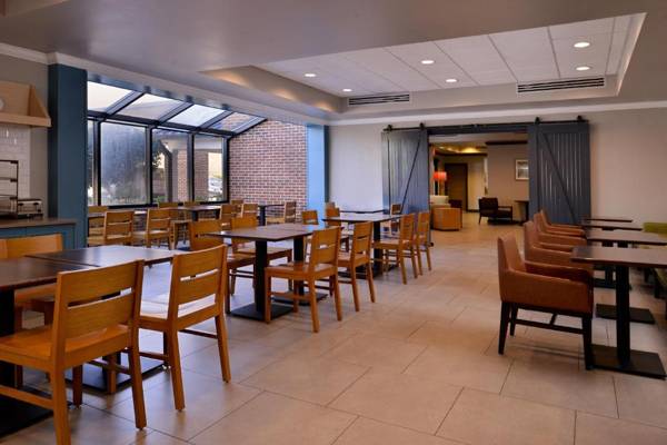 Country Inn & Suites by Radisson Raleigh-Durham Airport NC