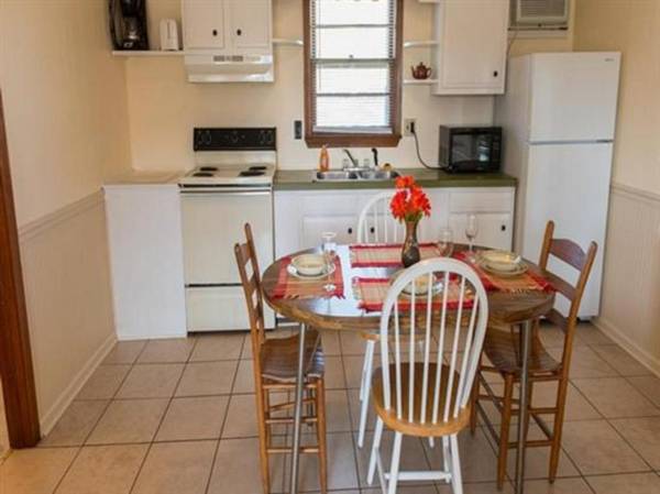 Oceanside Court by KEES Vacations