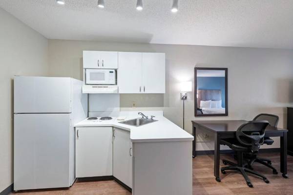 Workspace - Extended Stay America Suites - Charlotte - Pineville - Park Rd
