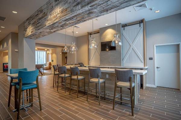 Hampton Inn & Suites Raleigh Midtown NC