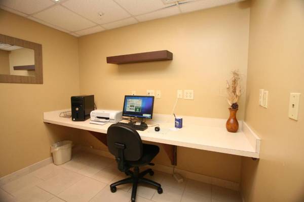 Workspace - Country Inn & Suites by Radisson Shelby NC
